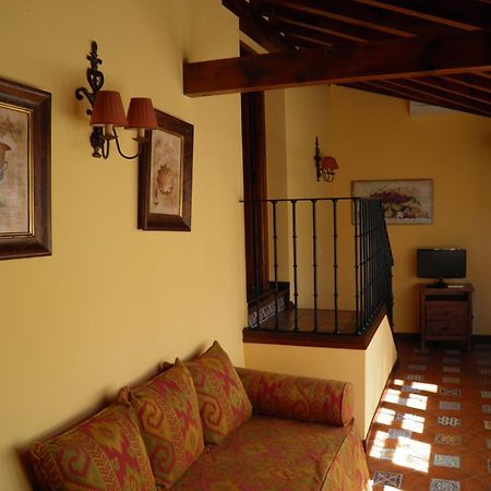 Apartamentos La Columna Chinchón Екстериор снимка
